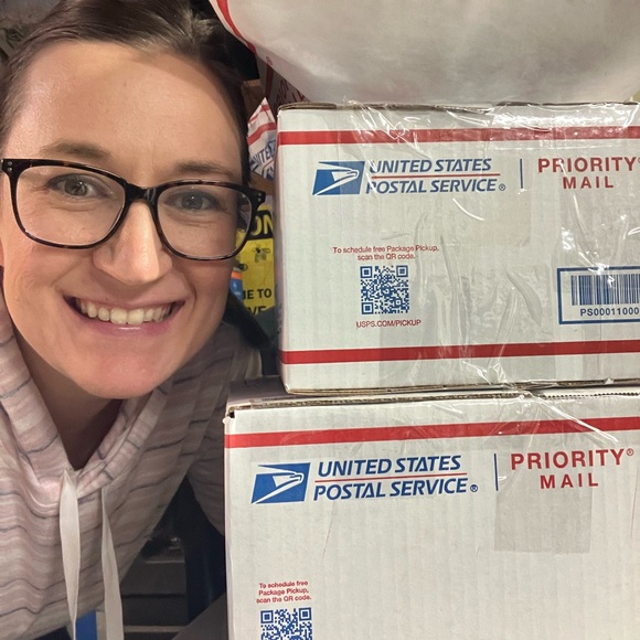 TRACIE IS LIVE NOW! 🎉 Fall/Winter $5-$15 XS-XXL 50% Off closet! - Picture 5 of 8